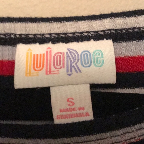 Lularoe Carly - Picture 3 of 4